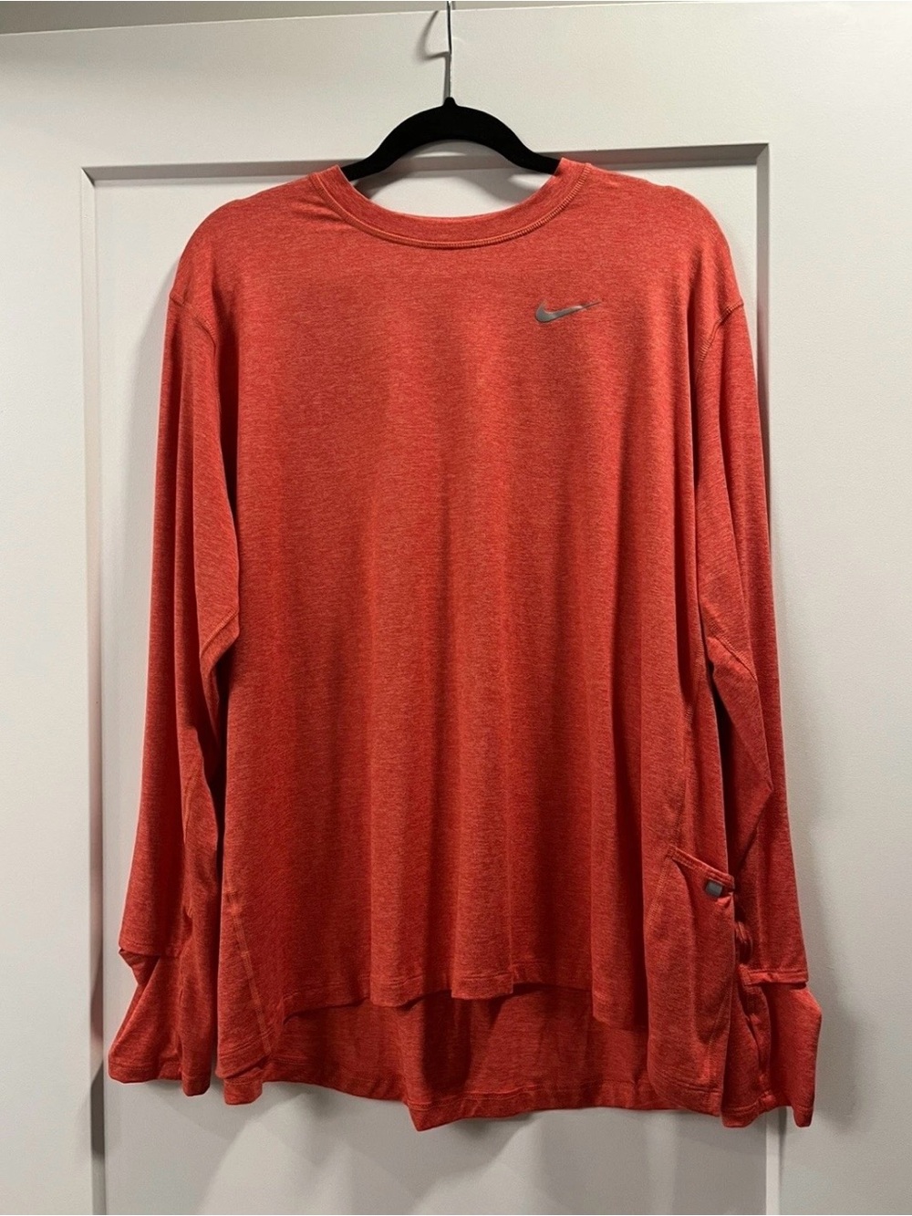 NWT Nike Element DJ2553 Running Crew Coral Plus Size (2X)
